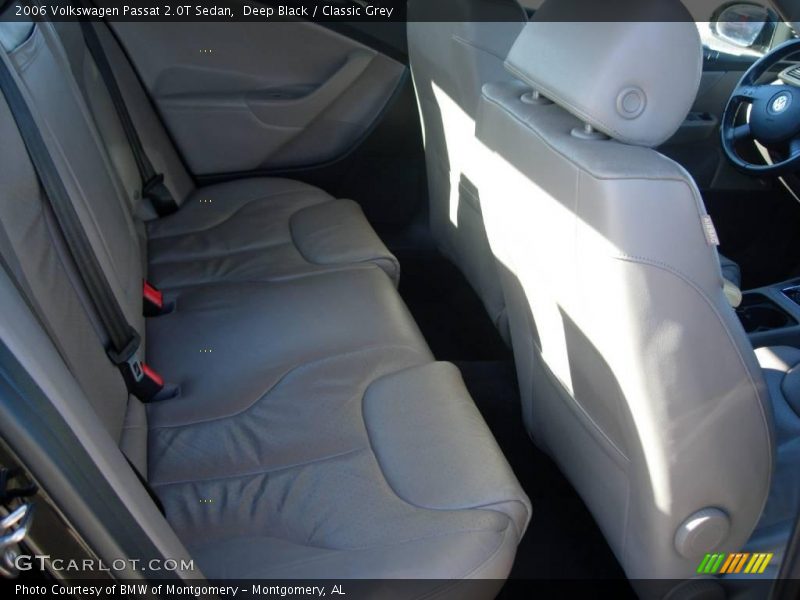 Deep Black / Classic Grey 2006 Volkswagen Passat 2.0T Sedan