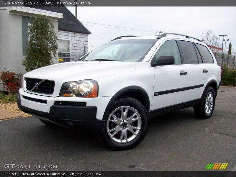 Ice White / Graphite 2004 Volvo XC90 2.5T AWD