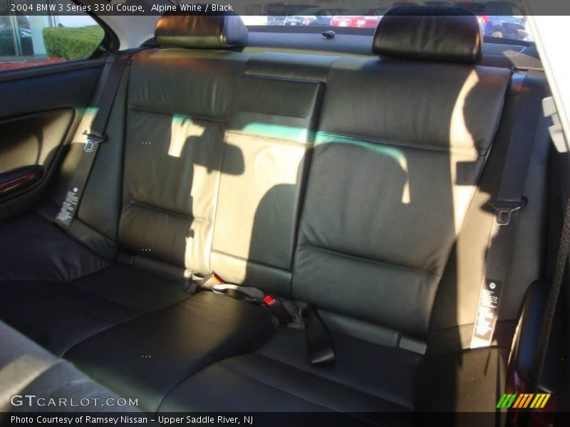 Alpine White / Black 2004 BMW 3 Series 330i Coupe