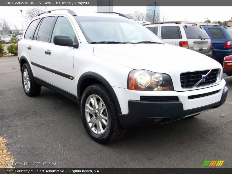 Ice White / Graphite 2004 Volvo XC90 2.5T AWD