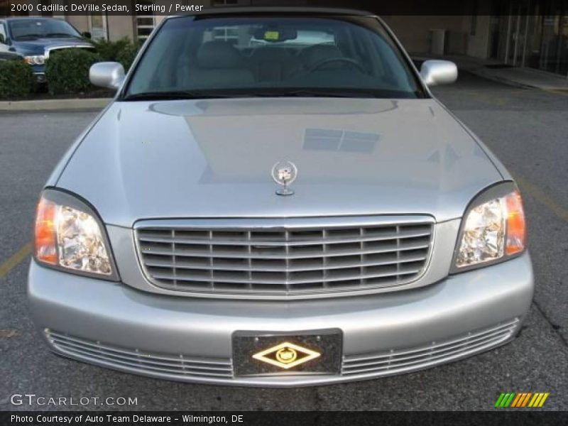 Sterling / Pewter 2000 Cadillac DeVille Sedan