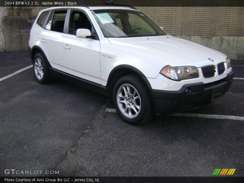 Alpine White / Black 2004 BMW X3 2.5i