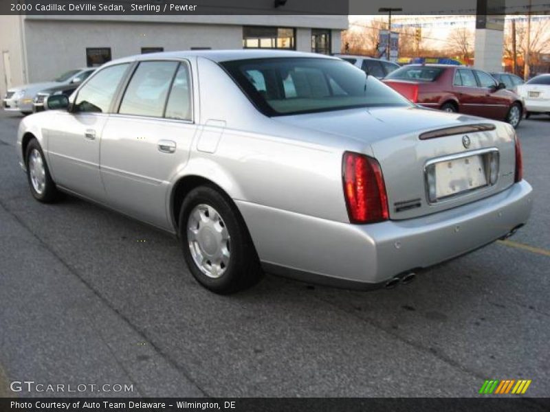 Sterling / Pewter 2000 Cadillac DeVille Sedan