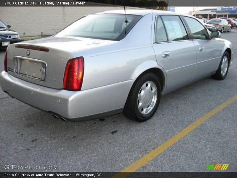 Sterling / Pewter 2000 Cadillac DeVille Sedan