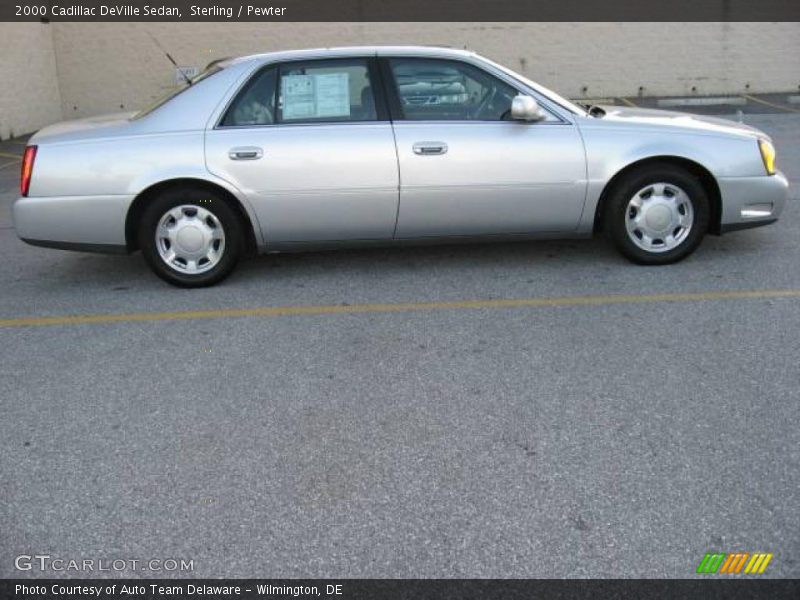 Sterling / Pewter 2000 Cadillac DeVille Sedan