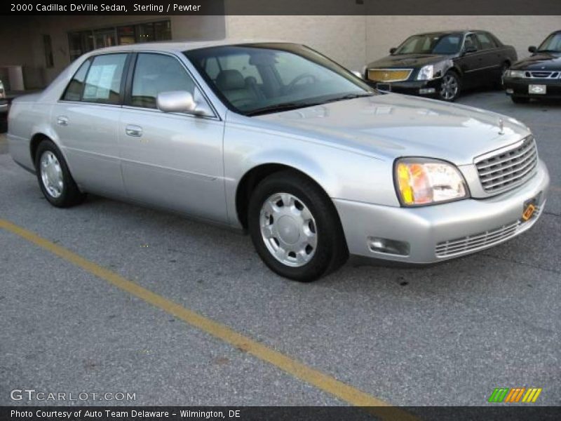 Sterling / Pewter 2000 Cadillac DeVille Sedan