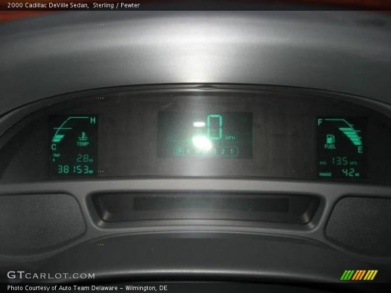 Sterling / Pewter 2000 Cadillac DeVille Sedan