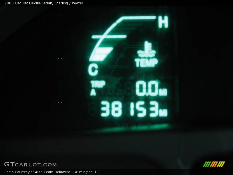 Sterling / Pewter 2000 Cadillac DeVille Sedan