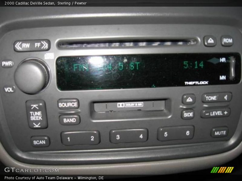 Sterling / Pewter 2000 Cadillac DeVille Sedan