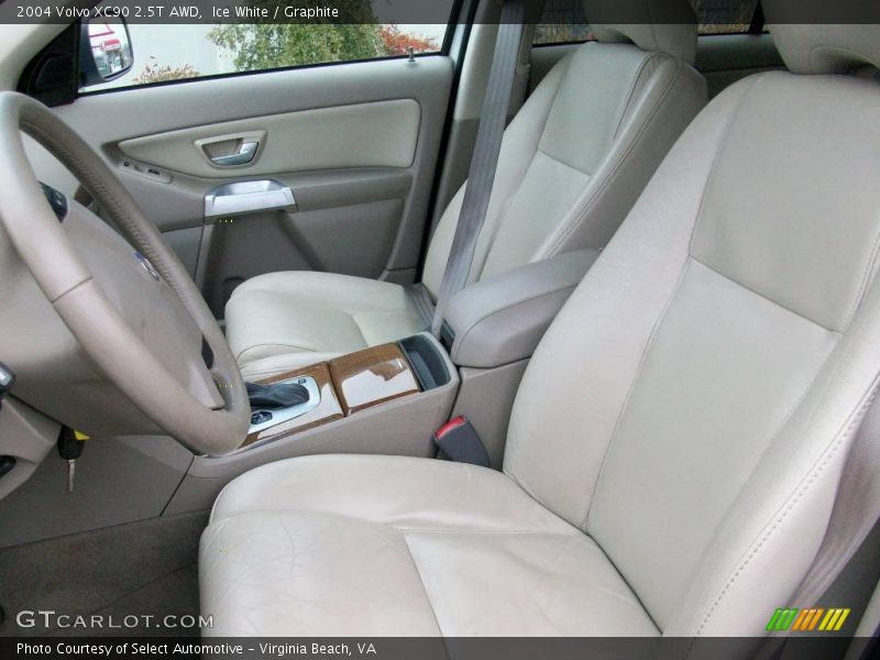 Ice White / Graphite 2004 Volvo XC90 2.5T AWD