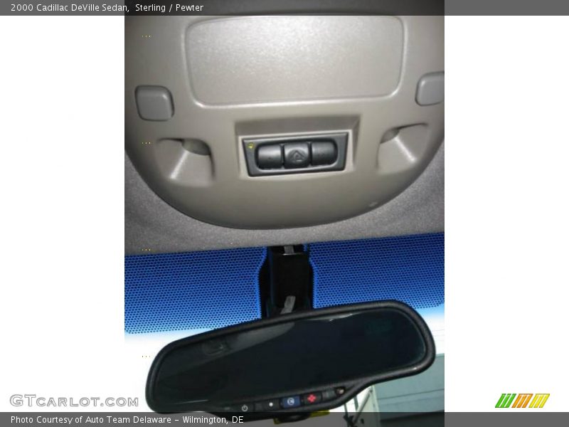 Sterling / Pewter 2000 Cadillac DeVille Sedan