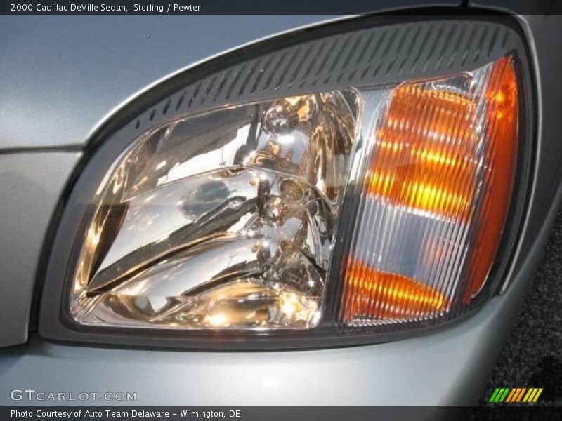 Sterling / Pewter 2000 Cadillac DeVille Sedan