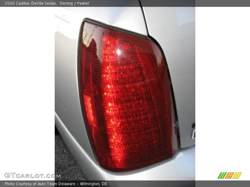 Sterling / Pewter 2000 Cadillac DeVille Sedan