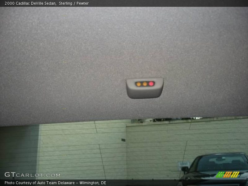 Sterling / Pewter 2000 Cadillac DeVille Sedan