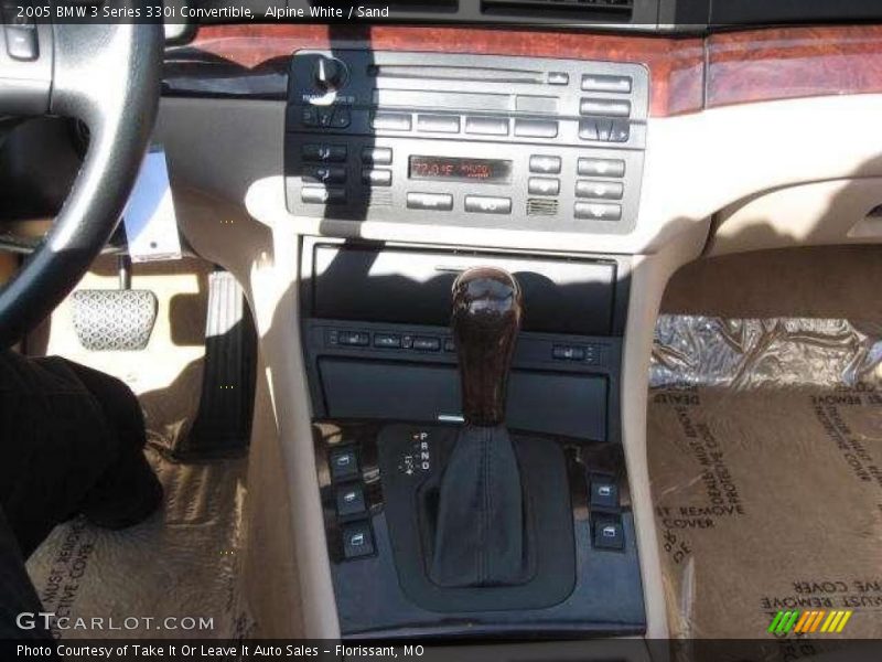 Alpine White / Sand 2005 BMW 3 Series 330i Convertible