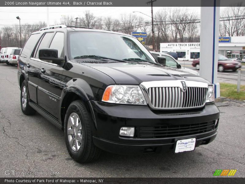 Black / Charcoal Black 2006 Lincoln Navigator Ultimate 4x4