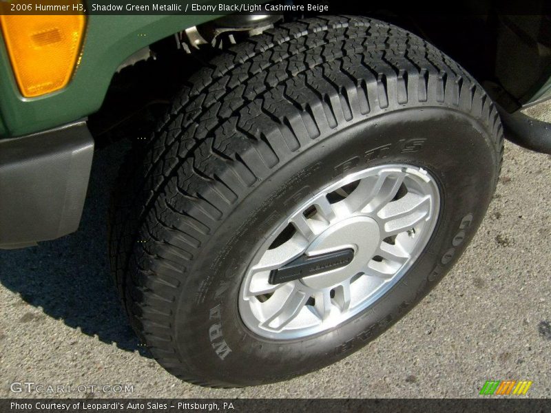 Shadow Green Metallic / Ebony Black/Light Cashmere Beige 2006 Hummer H3