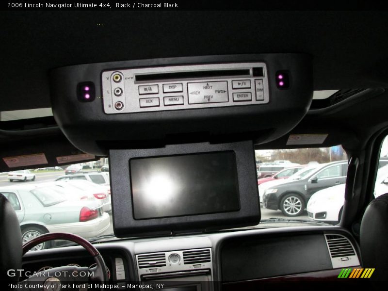 Black / Charcoal Black 2006 Lincoln Navigator Ultimate 4x4