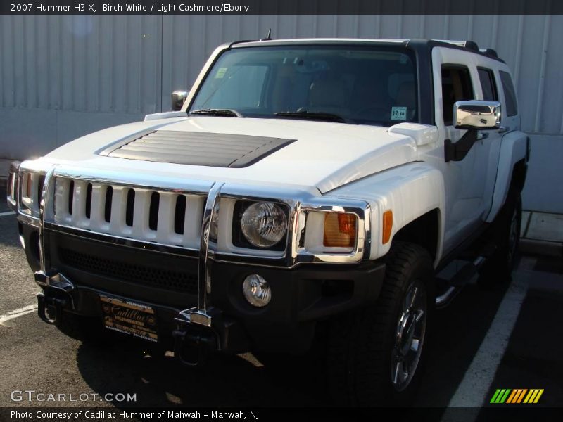 Birch White / Light Cashmere/Ebony 2007 Hummer H3 X