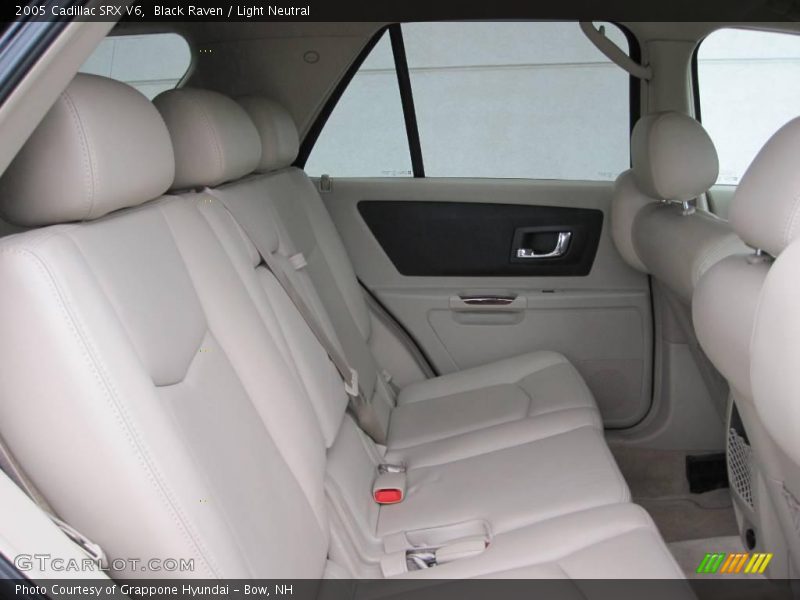 Black Raven / Light Neutral 2005 Cadillac SRX V6