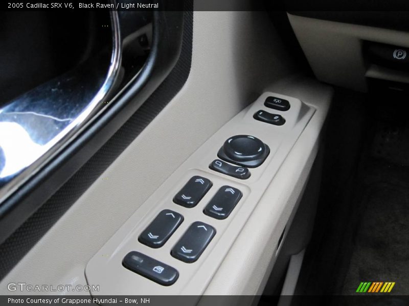 Black Raven / Light Neutral 2005 Cadillac SRX V6