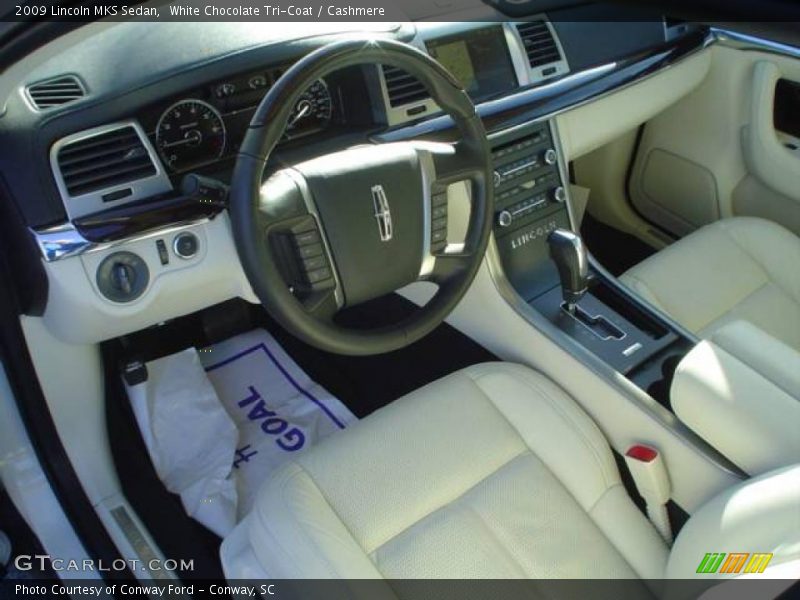 White Chocolate Tri-Coat / Cashmere 2009 Lincoln MKS Sedan