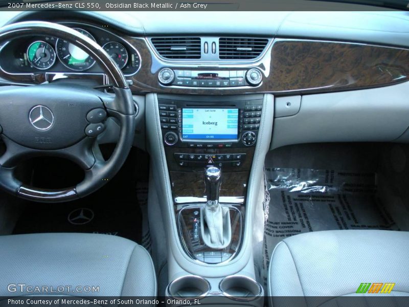 Obsidian Black Metallic / Ash Grey 2007 Mercedes-Benz CLS 550