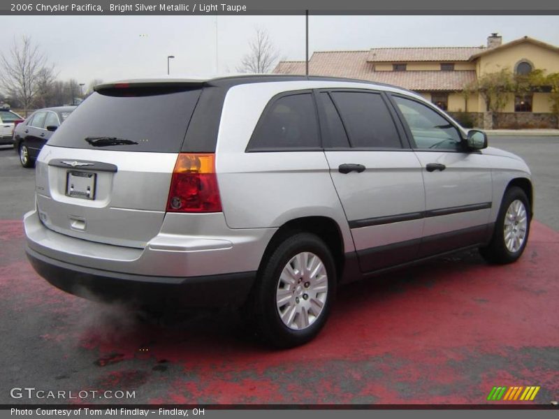 Bright Silver Metallic / Light Taupe 2006 Chrysler Pacifica