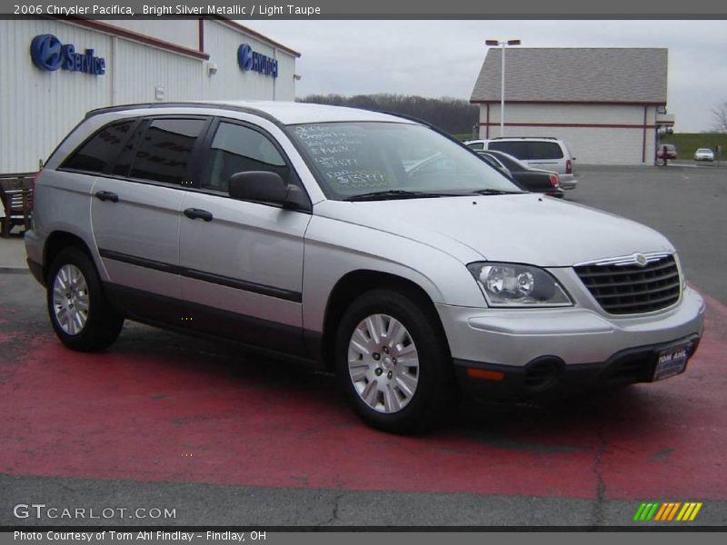 Bright Silver Metallic / Light Taupe 2006 Chrysler Pacifica