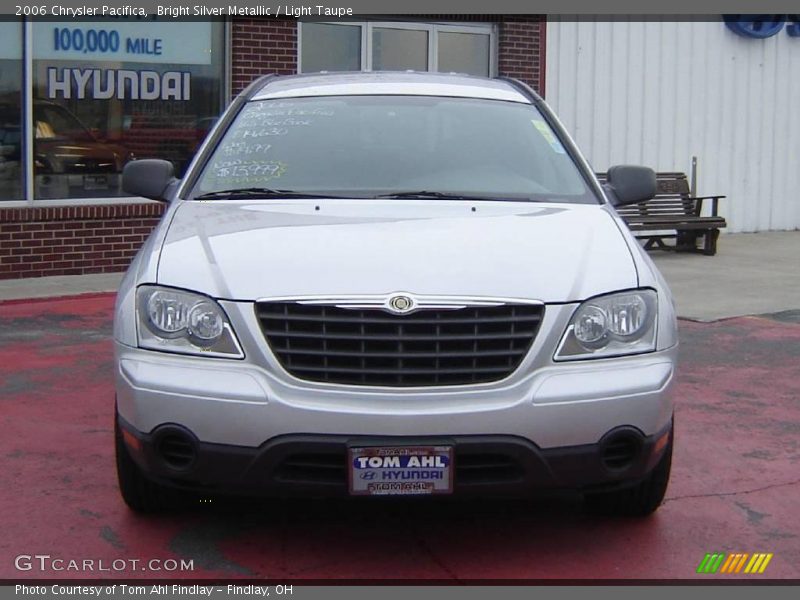 Bright Silver Metallic / Light Taupe 2006 Chrysler Pacifica