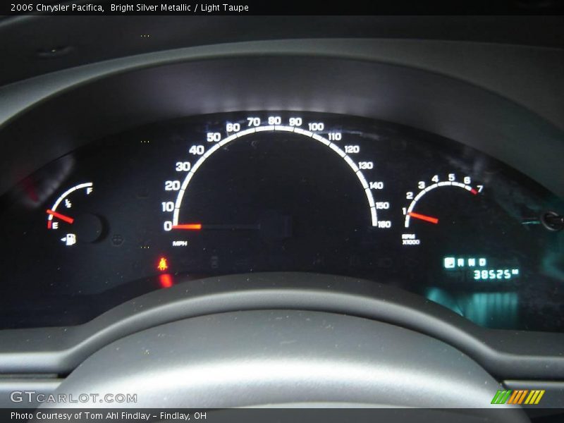 Bright Silver Metallic / Light Taupe 2006 Chrysler Pacifica