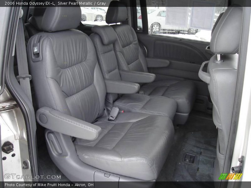 Silver Pearl Metallic / Gray 2006 Honda Odyssey EX-L