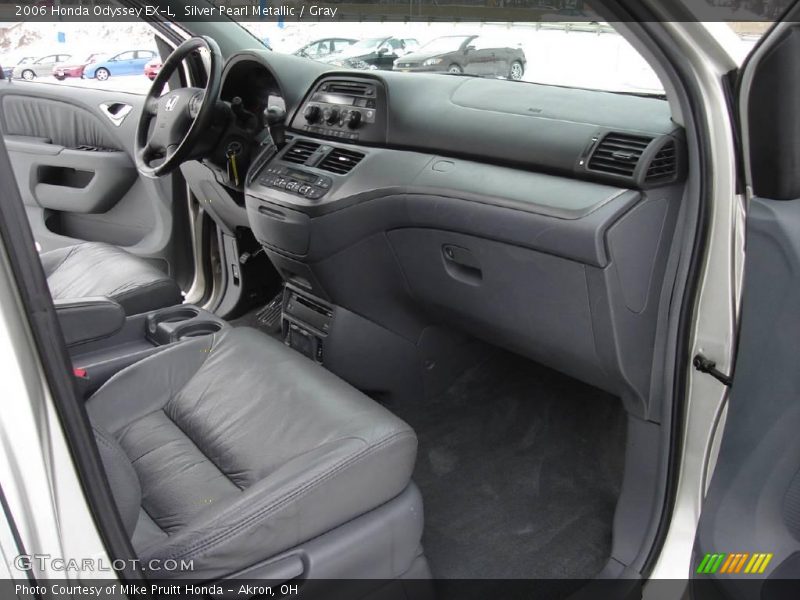 Silver Pearl Metallic / Gray 2006 Honda Odyssey EX-L