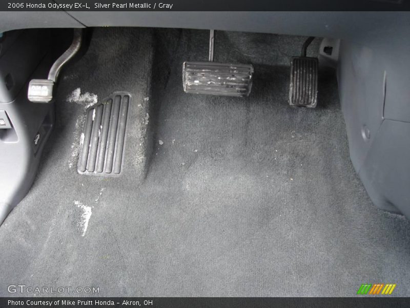 Silver Pearl Metallic / Gray 2006 Honda Odyssey EX-L