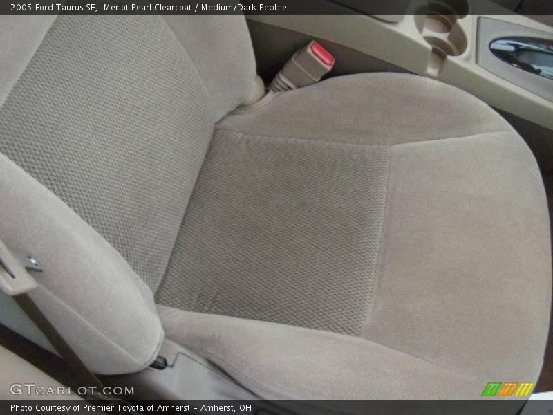 Merlot Pearl Clearcoat / Medium/Dark Pebble 2005 Ford Taurus SE