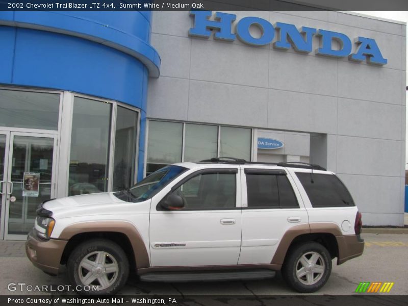 Summit White / Medium Oak 2002 Chevrolet TrailBlazer LTZ 4x4