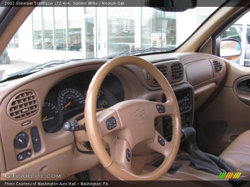 Summit White / Medium Oak 2002 Chevrolet TrailBlazer LTZ 4x4
