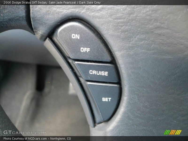 Satin Jade Pearlcoat / Dark Slate Grey 2006 Dodge Stratus SXT Sedan