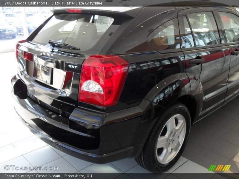 Black / Pastel Slate Gray/Blue 2007 Dodge Caliber SXT