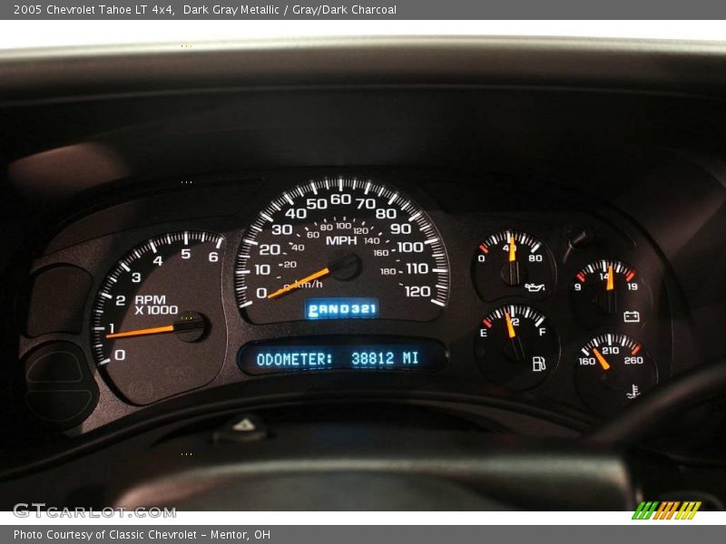 Dark Gray Metallic / Gray/Dark Charcoal 2005 Chevrolet Tahoe LT 4x4
