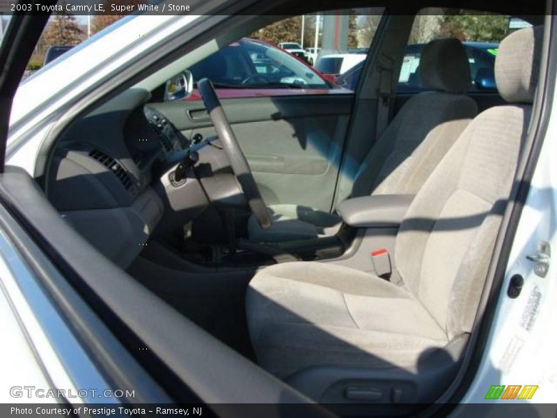 Super White / Stone 2003 Toyota Camry LE