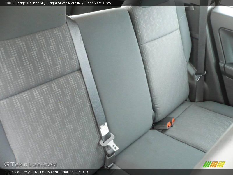 Bright Silver Metallic / Dark Slate Gray 2008 Dodge Caliber SE
