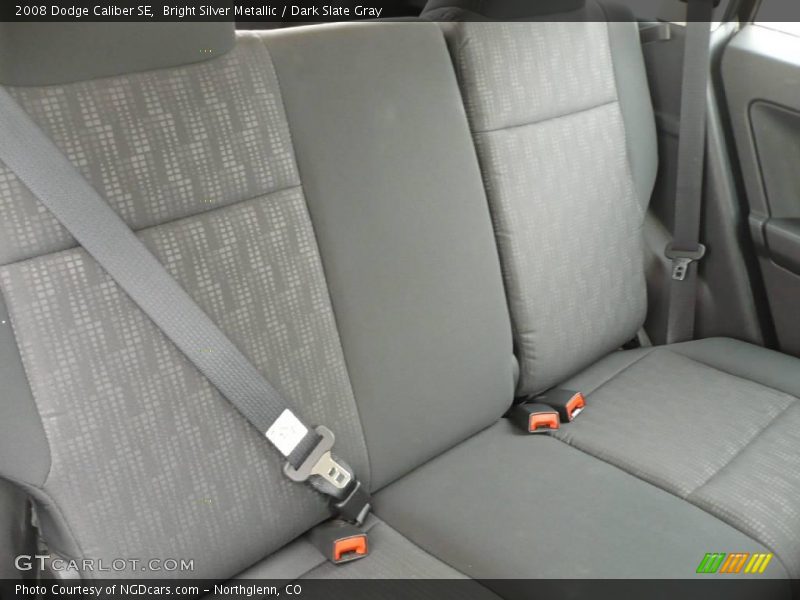 Bright Silver Metallic / Dark Slate Gray 2008 Dodge Caliber SE