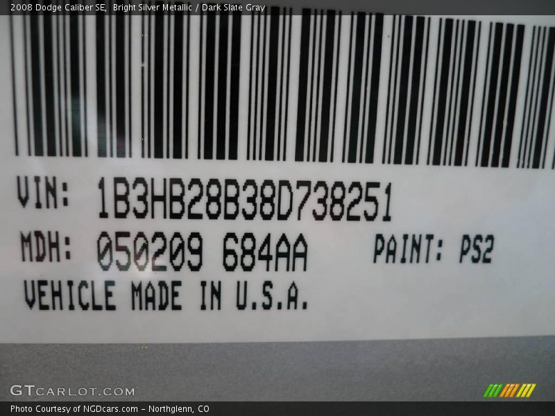 Bright Silver Metallic / Dark Slate Gray 2008 Dodge Caliber SE