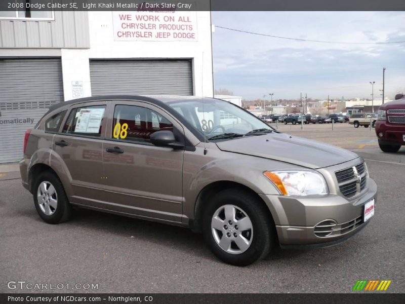 Light Khaki Metallic / Dark Slate Gray 2008 Dodge Caliber SE