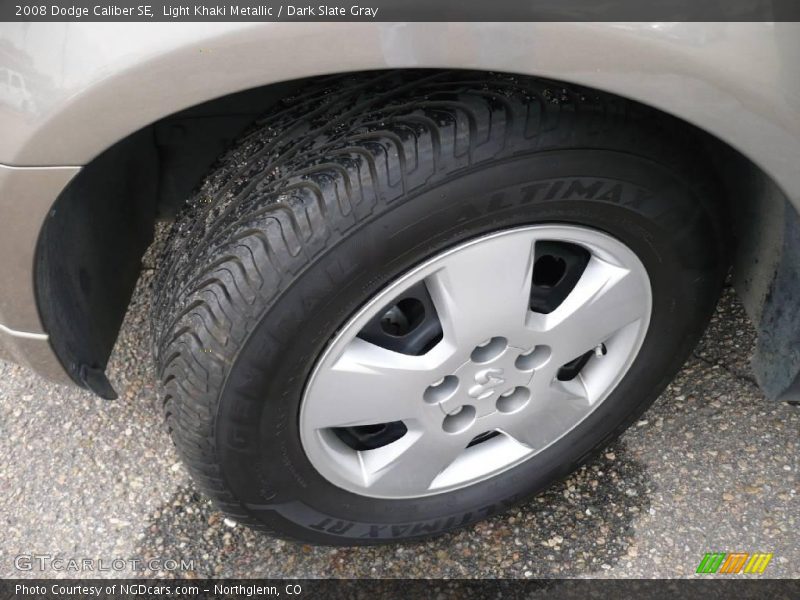 Light Khaki Metallic / Dark Slate Gray 2008 Dodge Caliber SE