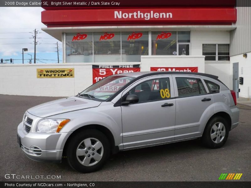 Bright Silver Metallic / Dark Slate Gray 2008 Dodge Caliber SE