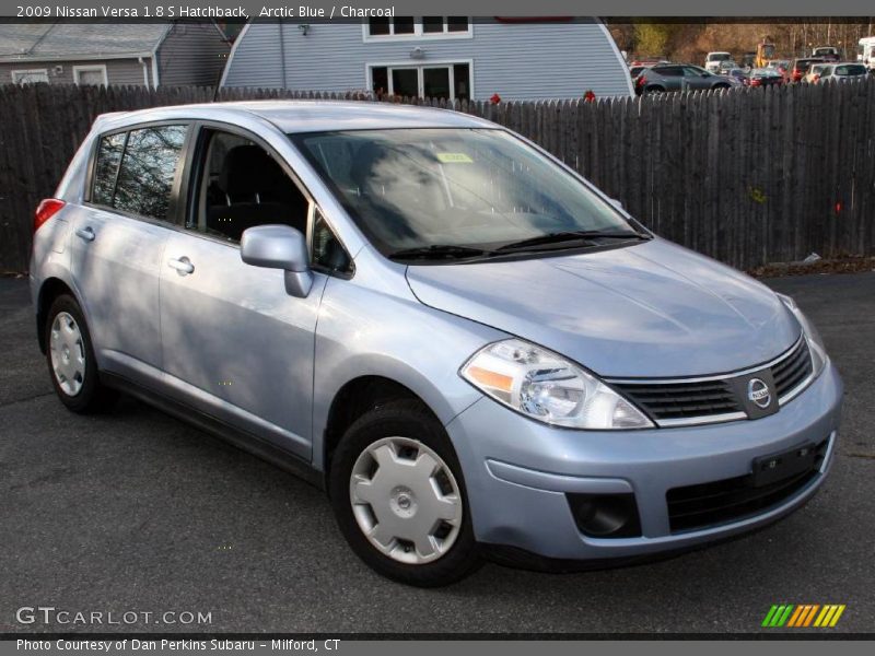 Arctic Blue / Charcoal 2009 Nissan Versa 1.8 S Hatchback