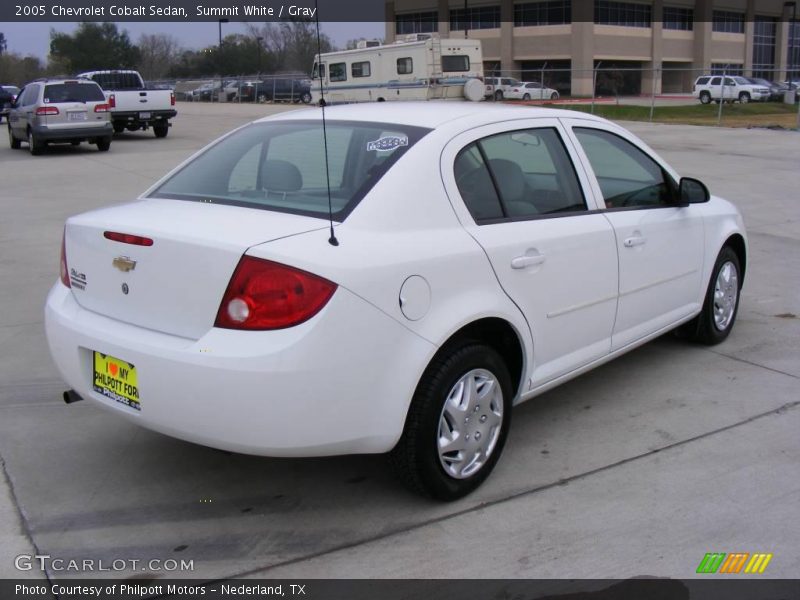 Summit White / Gray 2005 Chevrolet Cobalt Sedan