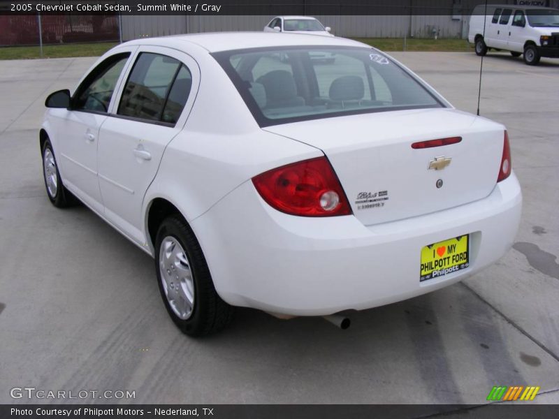 Summit White / Gray 2005 Chevrolet Cobalt Sedan